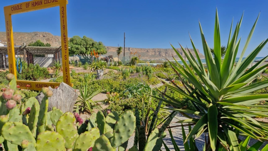 2 Bedroom Property for Sale in Elands Bay Western Cape